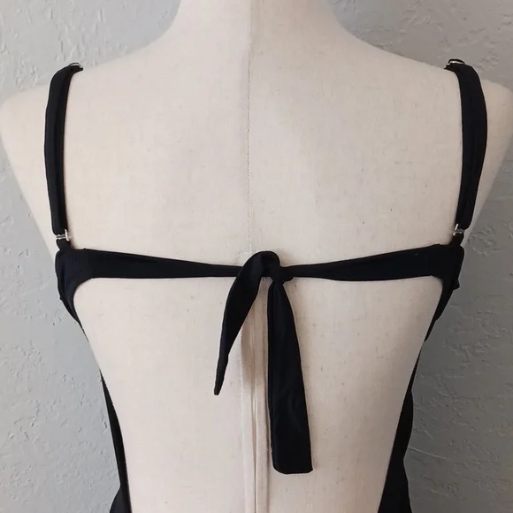 Black one piece net swimsuit - Picture 6 of 11